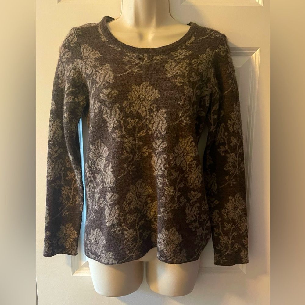 COCOGIO Floral Patterned Jacquard Crew Neck Sweater - Size Medium